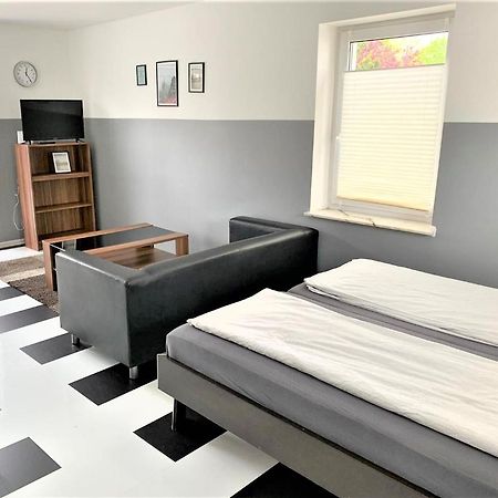 Apartment Voll Moebeliert Mit Balkon Bremen Bagian luar foto